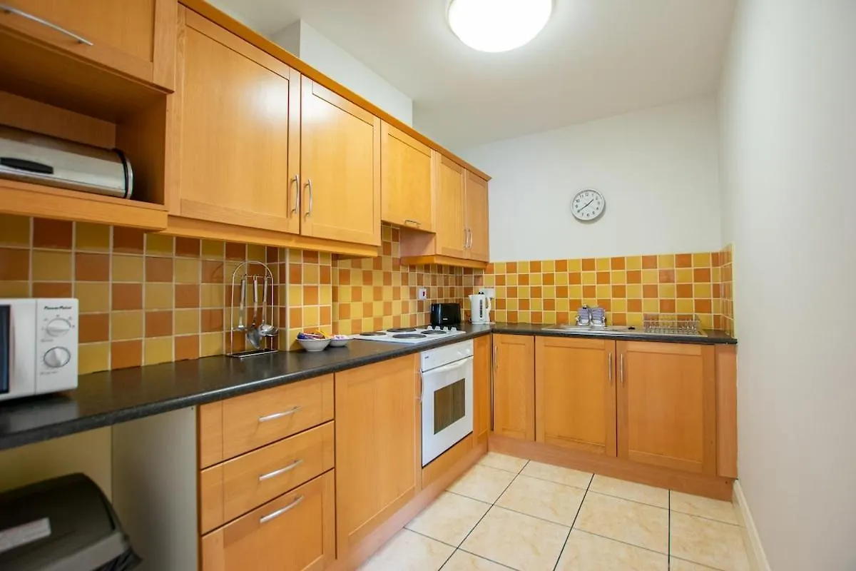 Apartment Superb 2 Bed Apartment, Sleeps 6 Galway