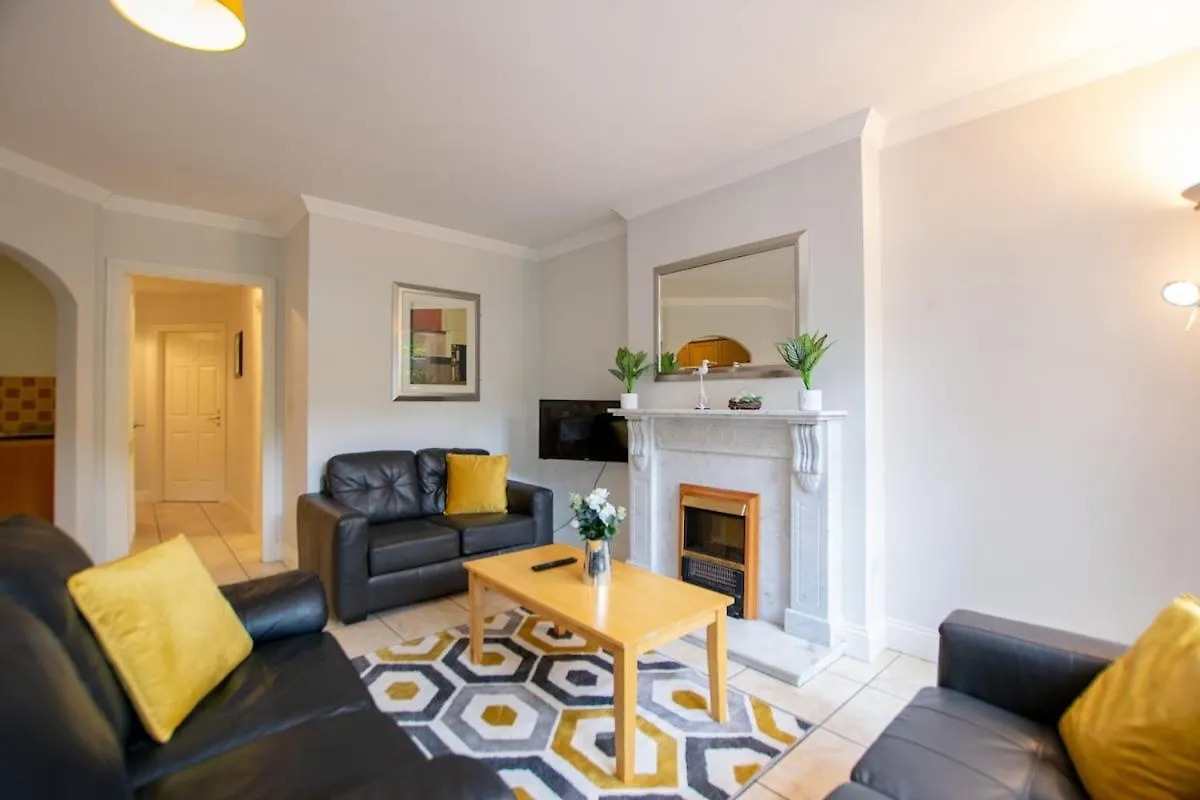 Superb 2 Bed Apartment, Sleeps 6 Galway 0*,